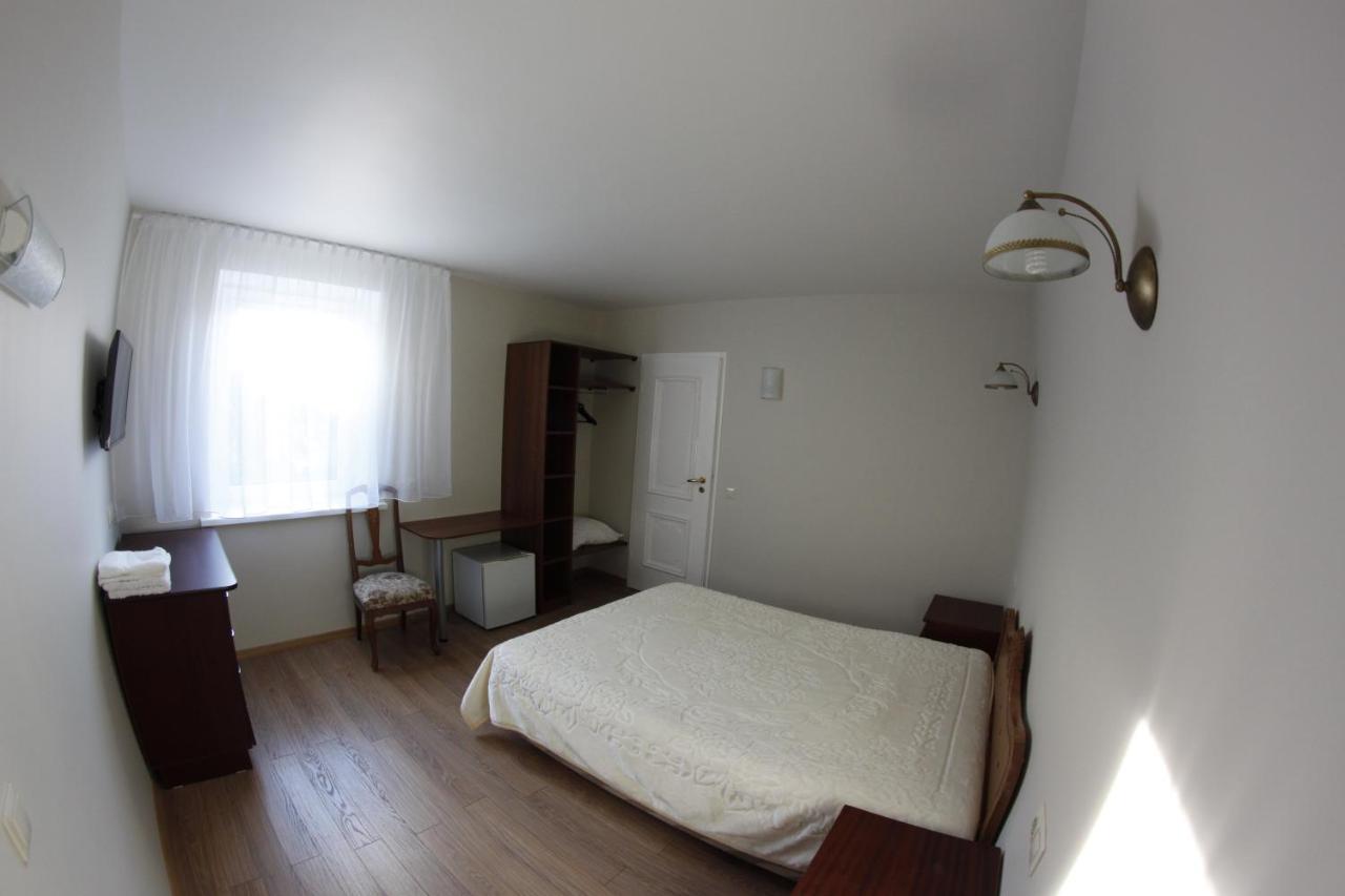 Hotel Elena Palanga Habitación foto