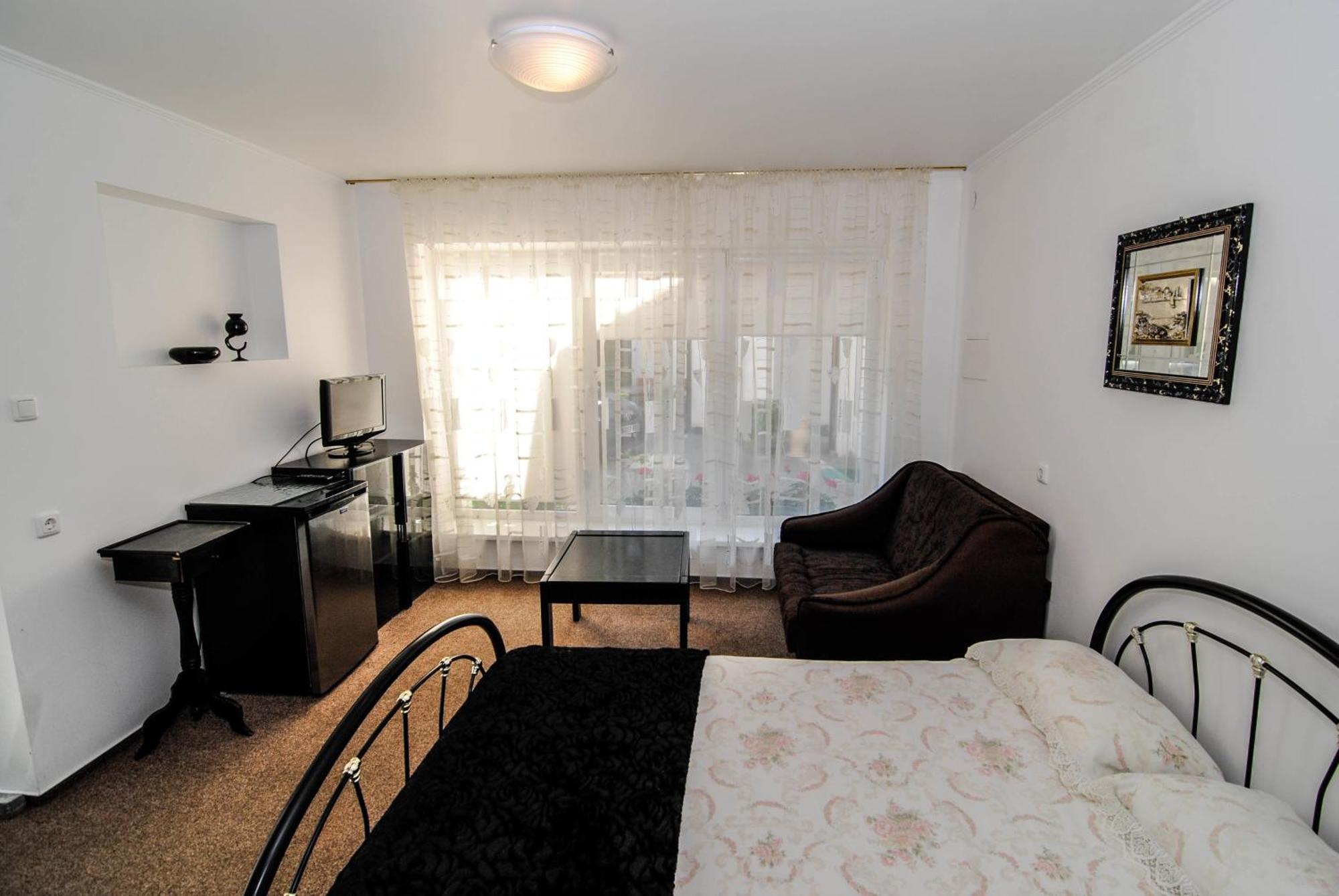 Hotel Elena Palanga Habitación foto